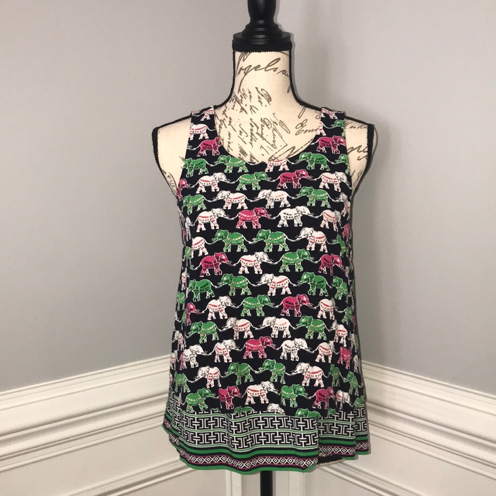CROWN AND IVY SLEEVELESS TOP